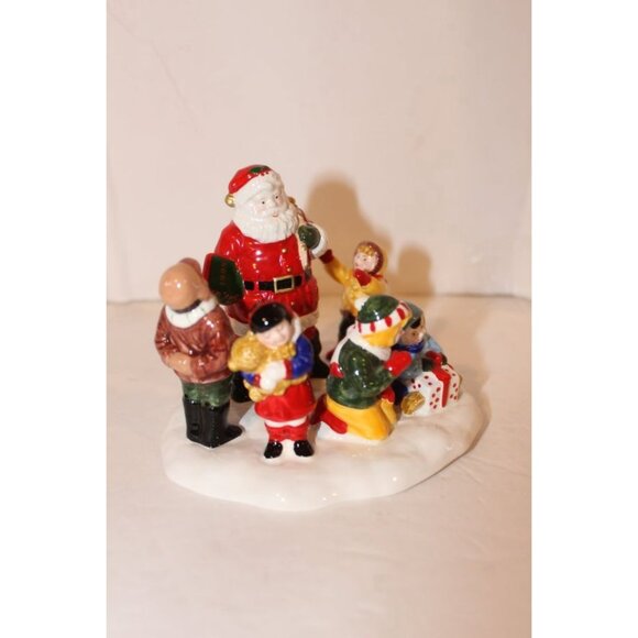 Dept 56 Snow Village - Santa Comes to Town, 1995 - Picture 3 of 6
